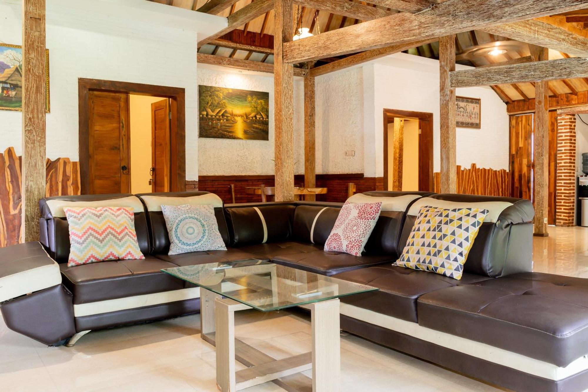 Puri Samaira Villa Tanjung  Kültér fotó