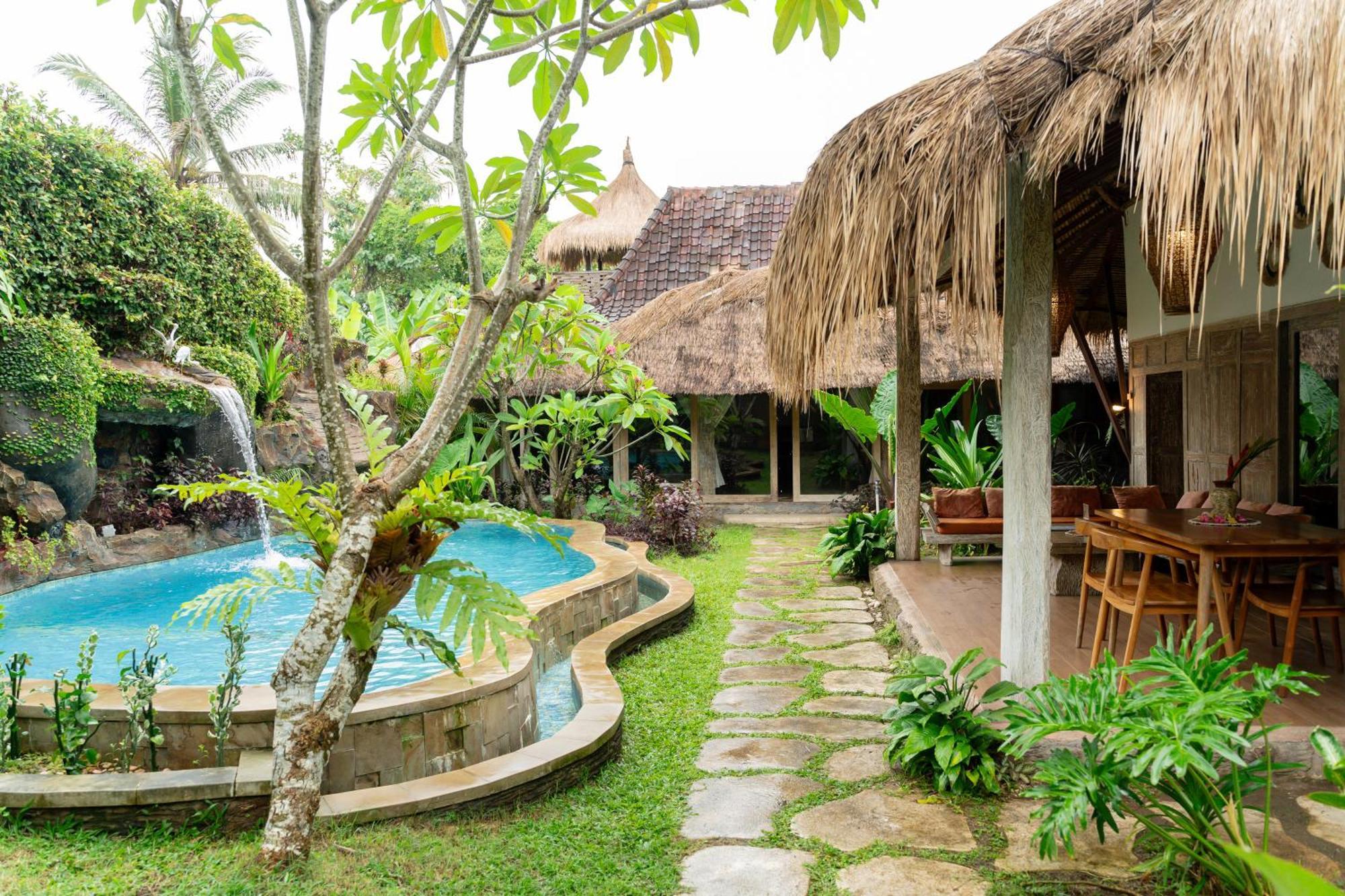 Puri Samaira Villa Tanjung  Kültér fotó
