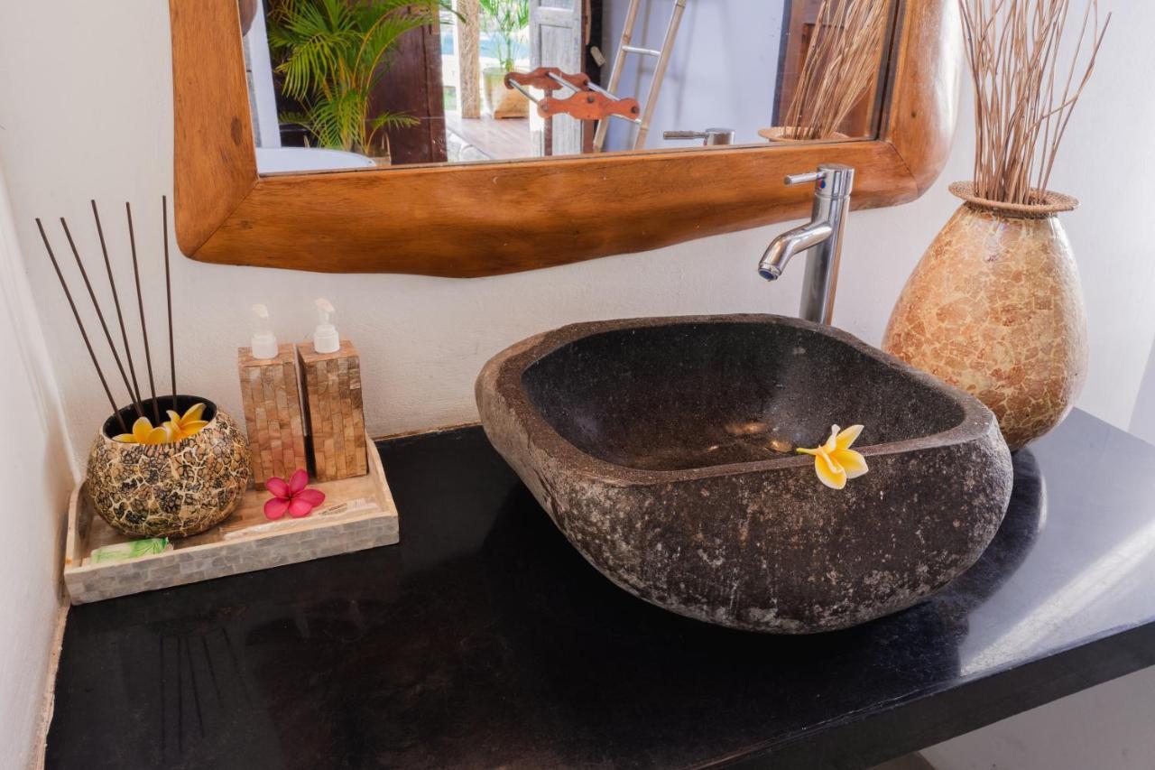 Puri Samaira Villa Tanjung  Kültér fotó