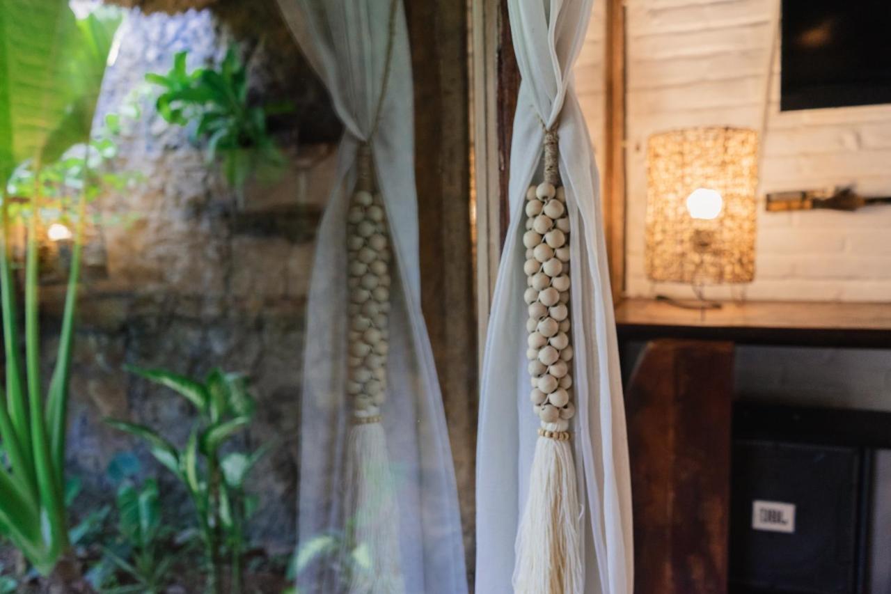 Puri Samaira Villa Tanjung  Kültér fotó