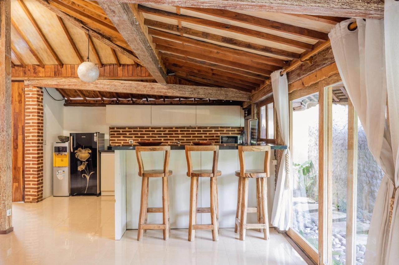 Puri Samaira Villa Tanjung  Kültér fotó